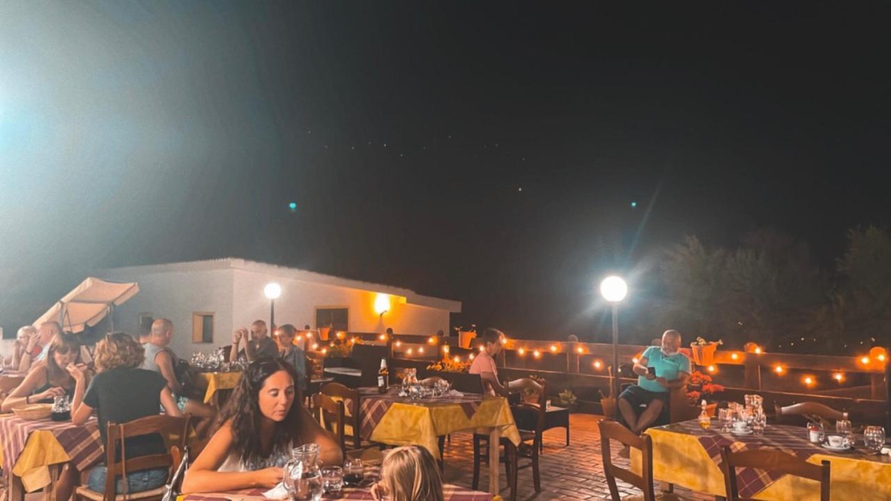 Agriturismo Paulesa 多尔加利 外观 照片