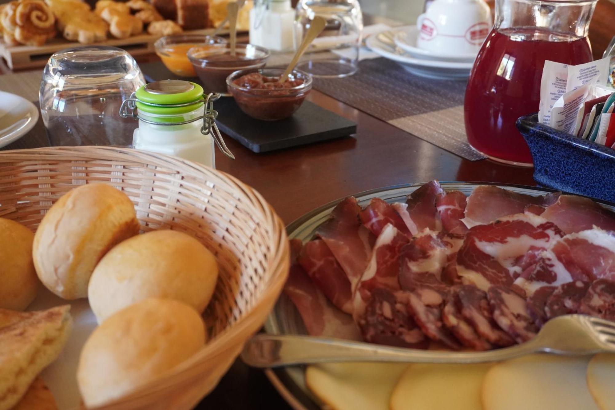 Agriturismo Paulesa 多尔加利 外观 照片